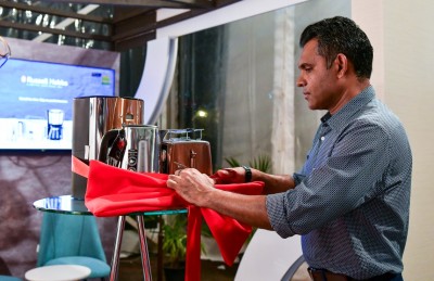 އެސްޓީއޯ އިން "ރަސެލް ހޮބްސް" ބްރޭންޑް ތައާރަފްކޮށްފި