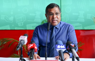ސާފު މައުލޫމާތު ދޭނެ ކަމަށް ބުނުމުން ޝަރީފްގެ މައްސަލަ އަނބުރާ ގެންދަން ވިސްނަނީ