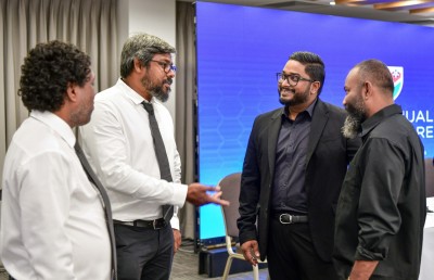 ރައީސާއި ބައްސާމްގެ ބައްދަލުވުން: ލިބުނީ 'ރަނގަޅު ކަންތައްތަކެއް' ކޮށްދެއްވާނެ ކަމުގެ ޔަގީންކަން