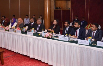 އިކޮނޮމިކް މިނިސްޓަރު އިންޑިޔާ އަށް ވަޑައިގެންފި