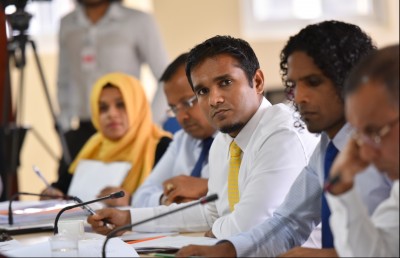 ސަރުކާރު ހިންގުމުގެ ތެރެއަށް އެސްއޯއީ ކޮމިޓީ ވަންނަނީތަ؟