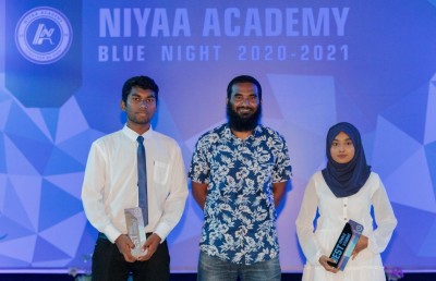 ނިޔާ އެކަޑަމީގެ ބްލޫ ނައިޓް، އެންމެ މޮޅު ދަރިވަރުންނަކީ ސުހާ އަދި އަނަސް