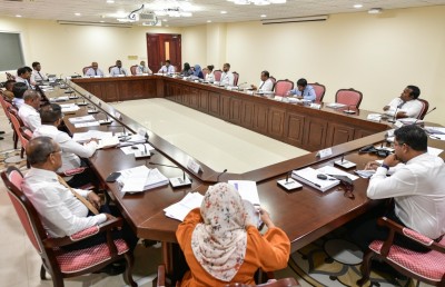ޔޫސަބަލް ރިޒާވުގައި 300 މިލިއަން ޑޮލަރު އެބަހުރި: ފައްޔާޒު