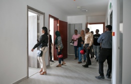މުއިއްޒު ވިދާޅުވަނީ ވިނަރެސް ފްލެޓް ދޭން ޔާމީންގެ ސަރުކާރުން ނިންމީ މަހަކު 7،000ރ. އަށް ކަމަށް