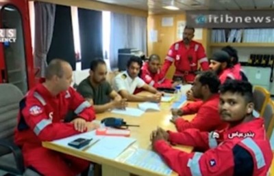 އީރާނުން ހިފެހެއްޓި ޓޭންކަރުގެ ފަޅުވެރިންގެ ފޮޓޯތައް އާއްމުކޮށްފި
