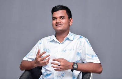 އަމީނިއްޔާ އިން ވިދާލި ފިރިހެން ދަރިވަރު!