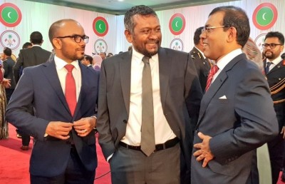 ނަޝީދުގެ އިގްތިސާދީ ވިސްނެވުމާ ދެކޮޅަށް ފައްޔާޒާއި އަމީރު ނުކުންނަވައިފި