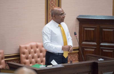 ގަތަރާ ގުޅުން ކަނޑާލީ އެރި ފޯރިއެއްގައި، ގުޅުން ބަދަހިކުރަން މަސައްކަތް ކުރަން: ޝާހިދު