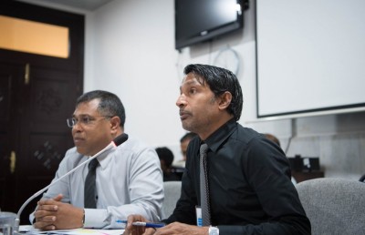 މަޖިލީހުން ހުށަހެޅި ޝަރީފްގެ މައްސަލަ ތަހުގީގުކުރަން ފަށައިފި