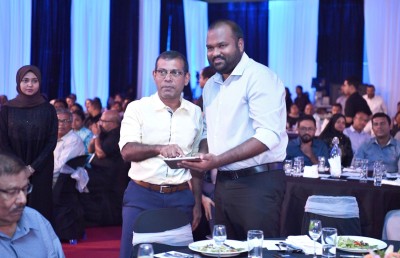މި ސަރުކާރުގެ އެންމެ ބޮޑު ވައުދަކީ ވަޒީފާ ހޯދައިދިނުން: ނަޝީދު