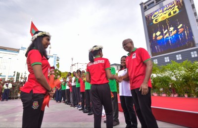 ގައުމީ ތަރިންނަށް ޝަރަފުވެރި މަރުހަބާއެއް