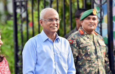 ރައީސް އިބްރާހިމް މުހައްމަދު ސޯލިހު ސީޝެލްސް އަށް ވަޑައިގަންނަވަނީ