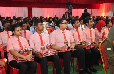 ވިސްނުން ބަދަލުކުރަނިކޮށް ވަރުގަދަ ޖީލެއް ބިނާކުރެވޭނެ، އެކަމަކު ފެންނަނީ ފަރުވާ ކުޑަކަން: ސައީދު