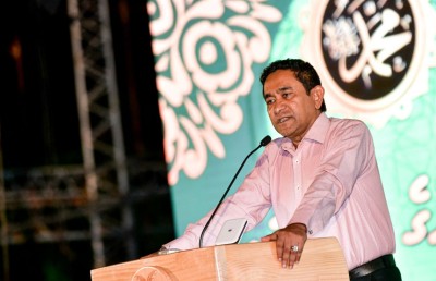 ބުއްދިވެރިއަކު ނުކުރާނެ ދެ ކަމަކީ ދީނަށް ބަދުބަސް ބުނުމާއި ސަގާފަތަށް ފާޑުކިޔުން: ޔާމީން