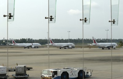 ސްރީލަންކަންގެ ބޯޓެއް ވައިގެ ތެރޭ އެހެން ބޯޓެއްގައި ނުޖެހި ސަލާމަތްވީ ކިރިޔާ