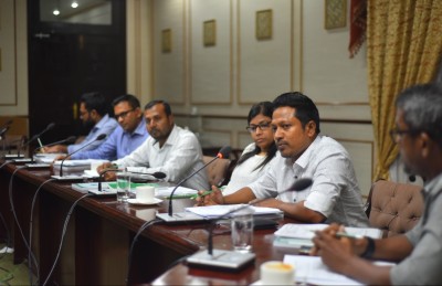 ކޮމިޓީތައް ހާމަކޮށް، އެކަމަކު ކުއްލި ސިއްރުކުރުންތަކެއް!؟