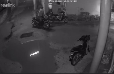 އައްޑޫގައި މީހަކު މަރާލި މާރާމާރީގެ ކުރިން އެހެން މީހަކަށް ހަމަލާދޭން އުޅޭ މަންޒަރު ފެންނަ ވީޑިއޯއެއް
