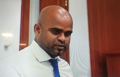 ޔާމީންގެ މައްސަލާގައި އޭސީސީން އަމަލުކުރި ގޮތުން މުއައްވިޒަށް ކޯޓުގައި ގިނަ ސުވާލުތަކެއް އަމާޒުވެއްޖެ