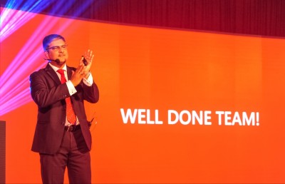 ޒަމާނީ އިތުރު ޚިދުމަތްތައް ރާއްޖެއަށް ތައާރަފް ކުރާނަން: ނަޖީބު ޚާން