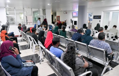 ޕާސްޕޯޓު ހައްދަން 17،000 އެޕްލިކޭޝަން، އިމިގްރޭޝަންގެ ތާރީހުގައި ވެސް އެންމެ ބޮޑު ލޯޑު