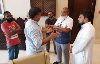 އަސްލަމް، ދިވެހި ހައްޖުވެރިންނާ ބައްދަލުކުރައްވައިފި