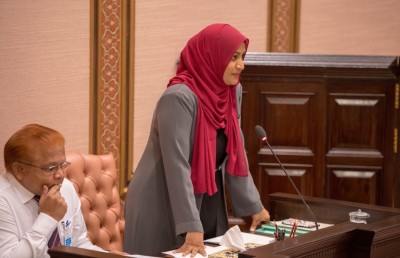 ޕާކިން ސިސްޓަމްތައް ހުރީ ބާ ދަގަނޑަށްވެ، އުކާލަންޖެހިފައި: އައިޝާ