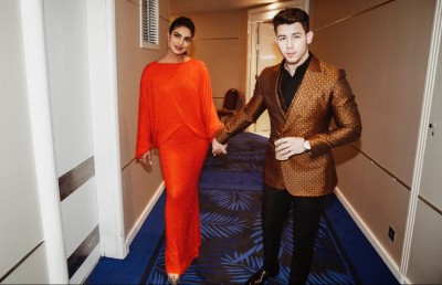 ޕްރިޔަންކާ ޗޯޕްޅާގެ ދެމަފިރިން 20 މިލިއަން ޑޮލަރަށް އާ ގެއެއް ގަންނަނީ