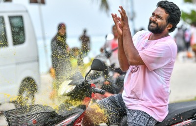 އީދުގެ ކުލައާ އެކު ބައެއް މީހުން ރަތަށް!