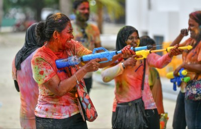 އީދުގެ ކުލައާ އެކު ބައެއް މީހުން ރަތަށް!