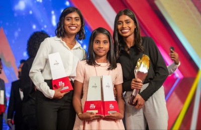 އިންޑިވިޖުއަލް ކުޅިވަރު އެވޯޑް ނަބާހާ އާއި އަޖުފާނަށް