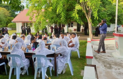 ނާސްތާ ދޭން ފެށުމުން، ސްކޫލްގައި ބަލިވުން މަދުވެ ހާޒިރީ ރަނގަޅުވި: މިނިސްޓަރު