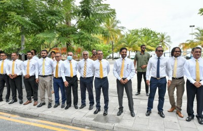 އެމްޑީޕީއަށް 17: ނަޝީދު ވިދާޅުވީ ދިވެހިން އެދޭ ރާއްޖެ ހޯދައިދެވޭނީ އެމްޑީޕީއަށް ކަމަށް