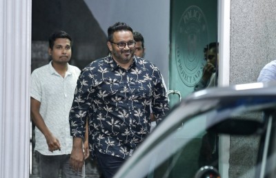 ރާއްޖޭގެ ގާނޫނު ނުހިނގާ ސަރަހައްދަކުން އަދީބު ހައްޔަރުކުރުމުން ކޯޓުން ބަންދު އަމުރެއް ނުދިން