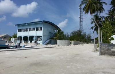 ސައިކަލްގައި ދަނިކޮށް ފެން ޖެހުމުން ނުރައްކާތެރި އެކްސިޑެންޓެއް