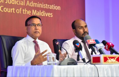 ނަޒީރާއި މާޖިދުގެ މަގާމު ގެއްލޭ ގޮތަށް ބިލް މަޖިލިހުން ފާސްކޮށްފި