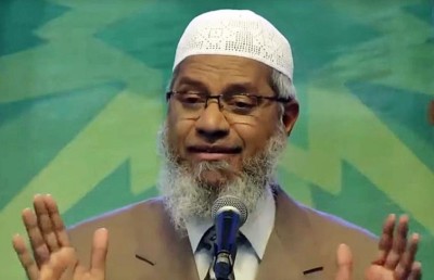 ޒާކިރު ނައިކް ފޮނުވާލަން މެލޭޝިއާގެ ބައެއް މިނިސްޓަރުން ބާރު އަޅަނީ