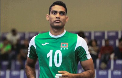 ރިޓަޔާކުރިޔަސް ލޯންގޭގެ ހިތް ގައުމީ ޓީމާ އެކު