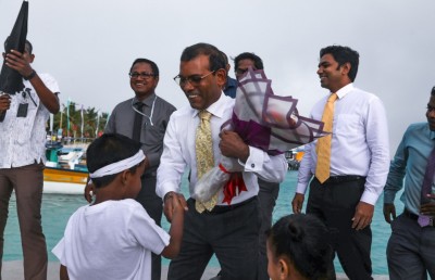 ރަށްރަށުގެ ތަރައްގީއަށް ގެންގުޅެނީ "މޮޔަ ވިސްނުމެއް": ނަޝީދު