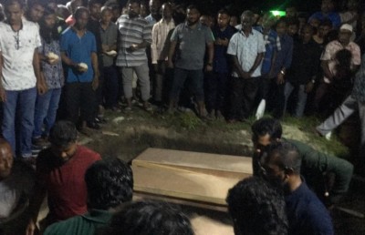 ގިނަ ބައެއްގެ ބައިވެރިވުމާ އެކު ޖަނާޒާ ބާއްވައިފި