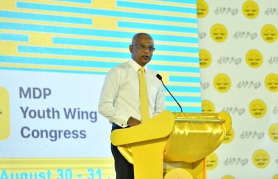 ހައްލަކީ ޒުވާނުން އުމުރަށް ޖަލަށް ލުމެއް ނޫން: ރައީސް