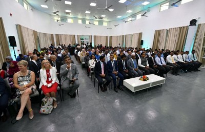 އުކުޅަހުގައި ސައިންސްވެރިންގެ ކޮންފަރެންސާއި ޓެކްފެއާ ފަށައިފި