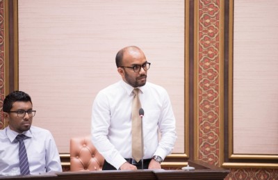 އާ ޓާމިނަލާ އެކު އަހަރު ތިން މިލިއަން ޓޫރިސްޓުން ގެނެވޭނެ: އަމީރު