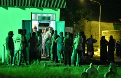 ގިނަ ބައެއްގެ ބައިވެރިވުމާ އެކު ޖަނާޒާ ބާއްވައިފި