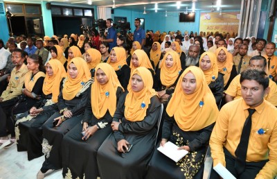 ބޮޑު ޓީޗަރުގެ ކުއްލި މަރުން އެންމެން ރޮއްވާލައިފި