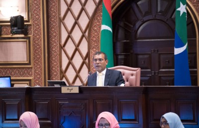 ޔާމީން، ރައްޔިތުން ހެދީ "ނަޖިހަށް"، އެއީ އަނިޔާވެރިއެއް: ޖާބިރު