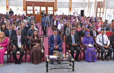 ޓީޗަރުންގެ ކޮންފަރެންސަށް 87 ކަރުދާސް، އެންމެ ގިނަ ކަރުދާސް ހުށަހެޅީ ހިތަދޫ ސްކޫލުން