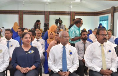 ކިޔަވައިދިނުމަކީ ބެލެނިވެރިންގެ ބޮލުގައި އަޅުވަންޖެހޭ ދަރަންޏެއް ނޫން: ރައީސް