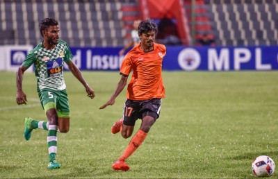 އައިސަމް ފުރުސަތުގެ ބޭނުން ހިފައިފި
