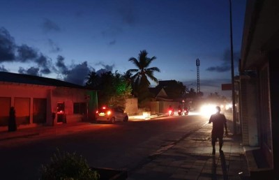 ކަރަންޓާ ނުލައި އައްޑޫ: އާންމުން ކުރީ ތަފާތު ތަޖުރިބާއެއް!