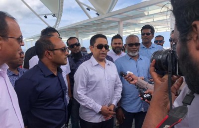މިވީ ކިހިނެއް؟ ޔާމީން ފަހަތުން ޑރ. ޖަމީލް ރަށްރަށަށް!